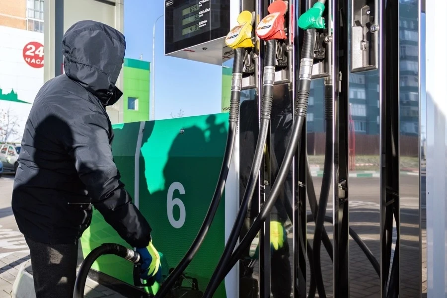 Analysts told which countries have the cheapest and most expensive gasoline