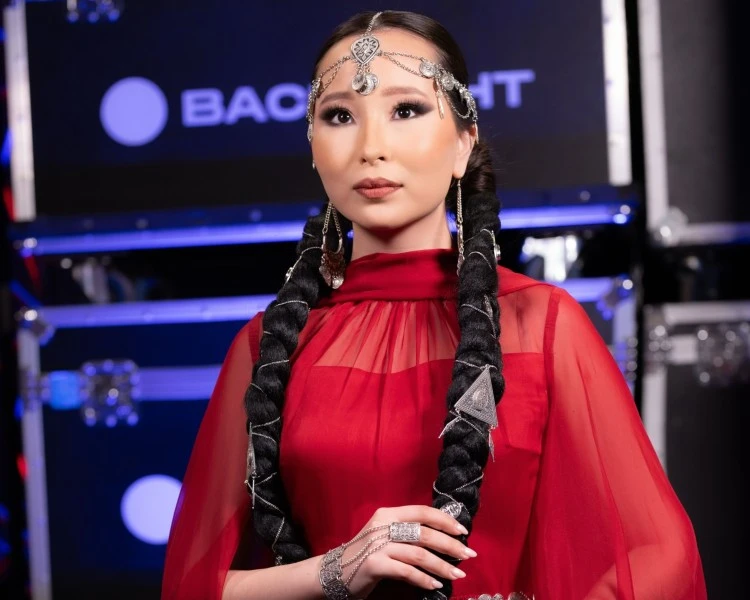 Казахстанская певица прошла в полуфинал шоу «Голос Азербайджана – 2025»