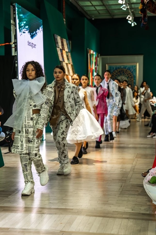 Junior Models Show: 11 сезон — мода, вдохновение и добро