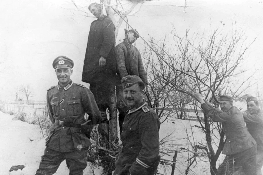 Чтобы помнили: немецкие зверства в Артемовске и области