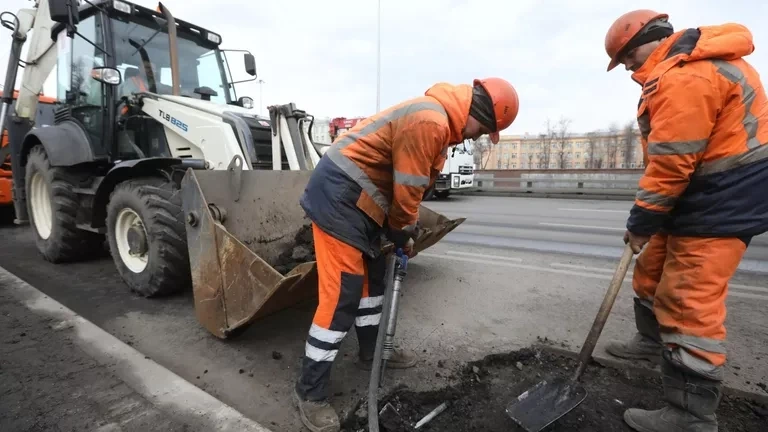 Почему качество казахстанских автодорог по-прежнему оставляет желать лучшего